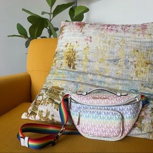 Michael Kors *PRIDE* Fanny Pack🌈💕